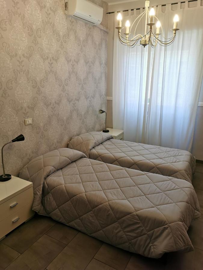 Bed&Breakfast Piramide Roma Exterior foto