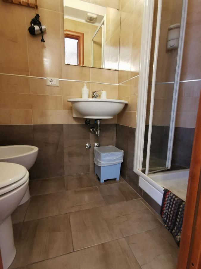Bed&Breakfast Piramide Roma Exterior foto